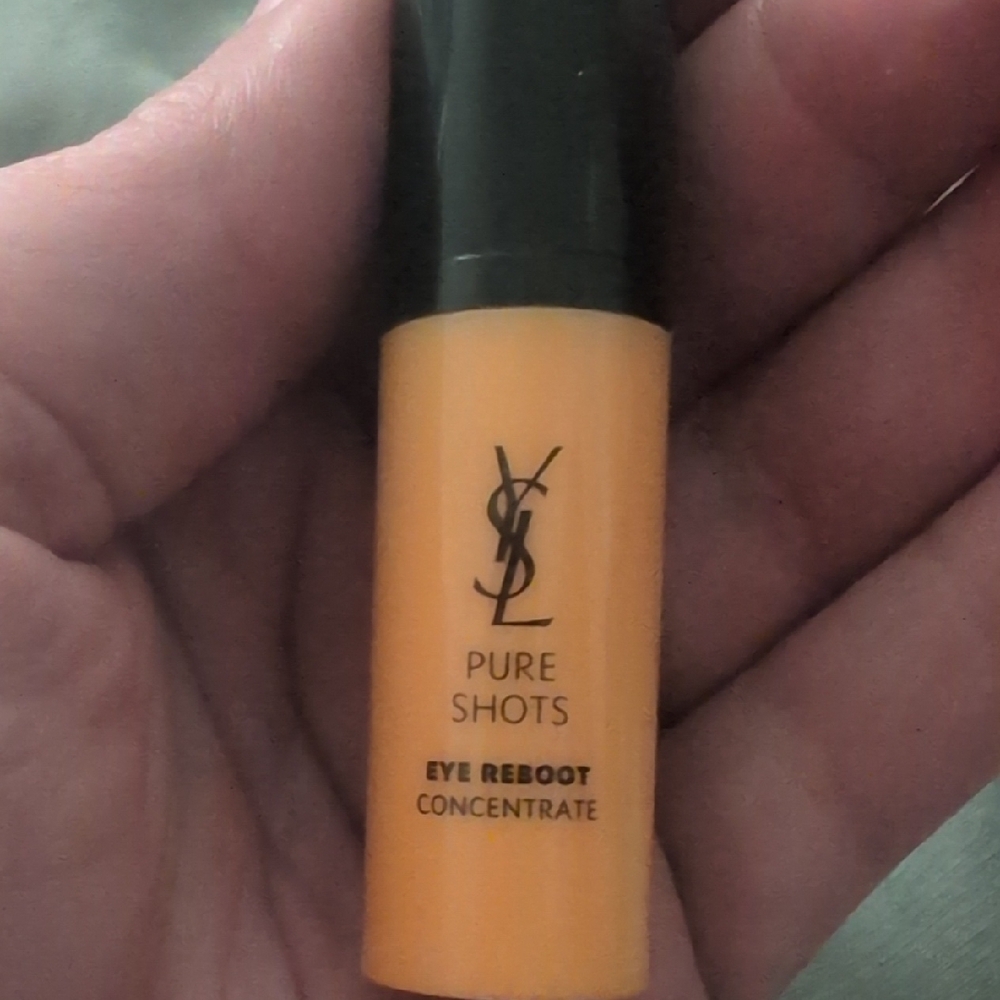 Yves Saint Laurent Pure Shots Eye Reboot Concentrate - Picture 2 of 4